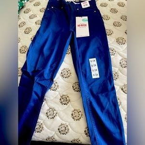 Skinny jeans